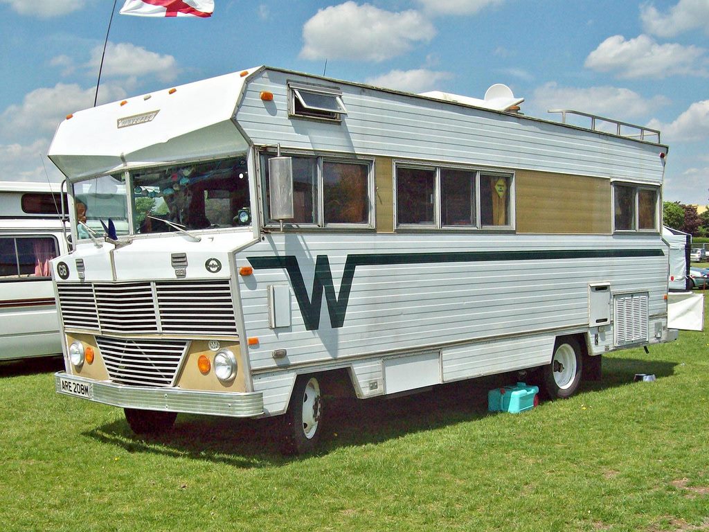 Виннебаго автодом. Кемпер Winnebago. Winnebago Chieftain 1989. Winnebago Chieftain 33.