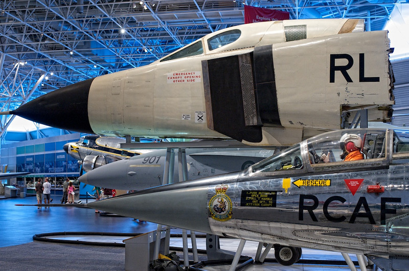 Носовая часть Avro Canada CF-105 Arrow