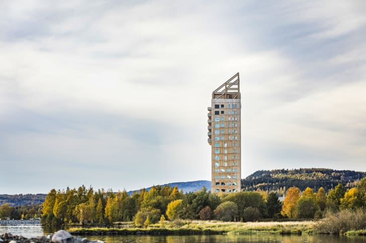 Башня Mjøstårnet: самый высокий деревянный небоскрёб