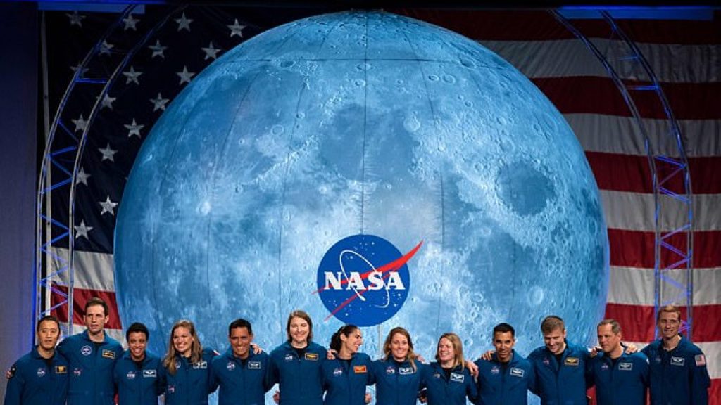 NASA набирает астронавтов для будущих космических миссий