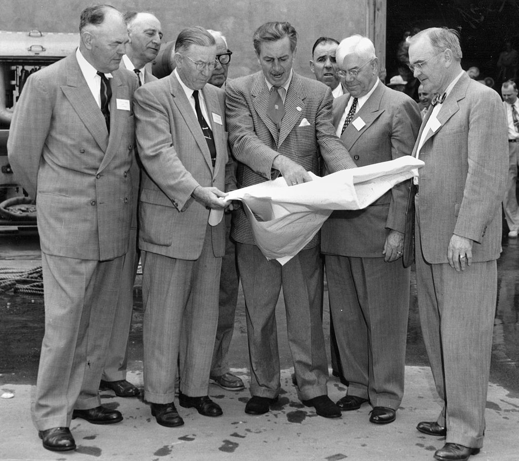 65 лет со дня открытия первого парка развлечений Disneyland