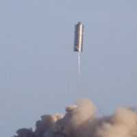 Прототип SpaceX Starship совершил первый пробный полет!