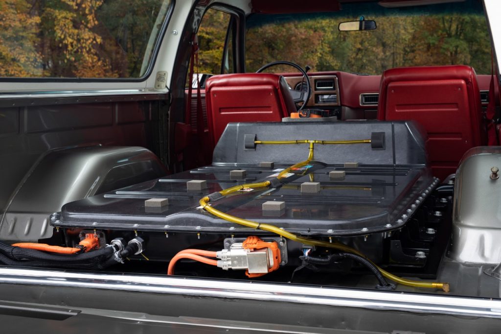Проект eCrate от Chevrolet превратит ДВС-автомобиль в электрокар