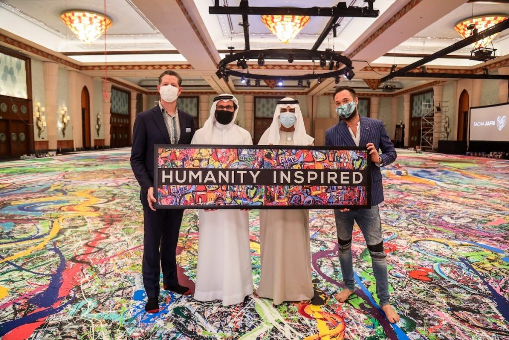 The Journey of Humanity: самую большую картину в мире продали за 62 000 000$