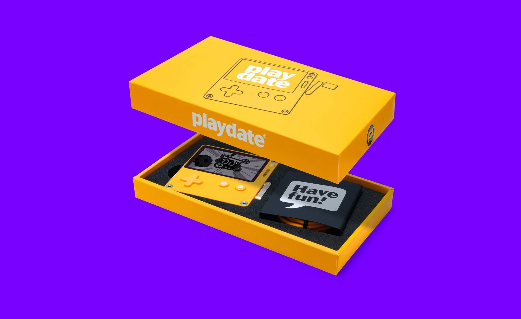 Playdate – «винтажная» игровая консоль от Panic