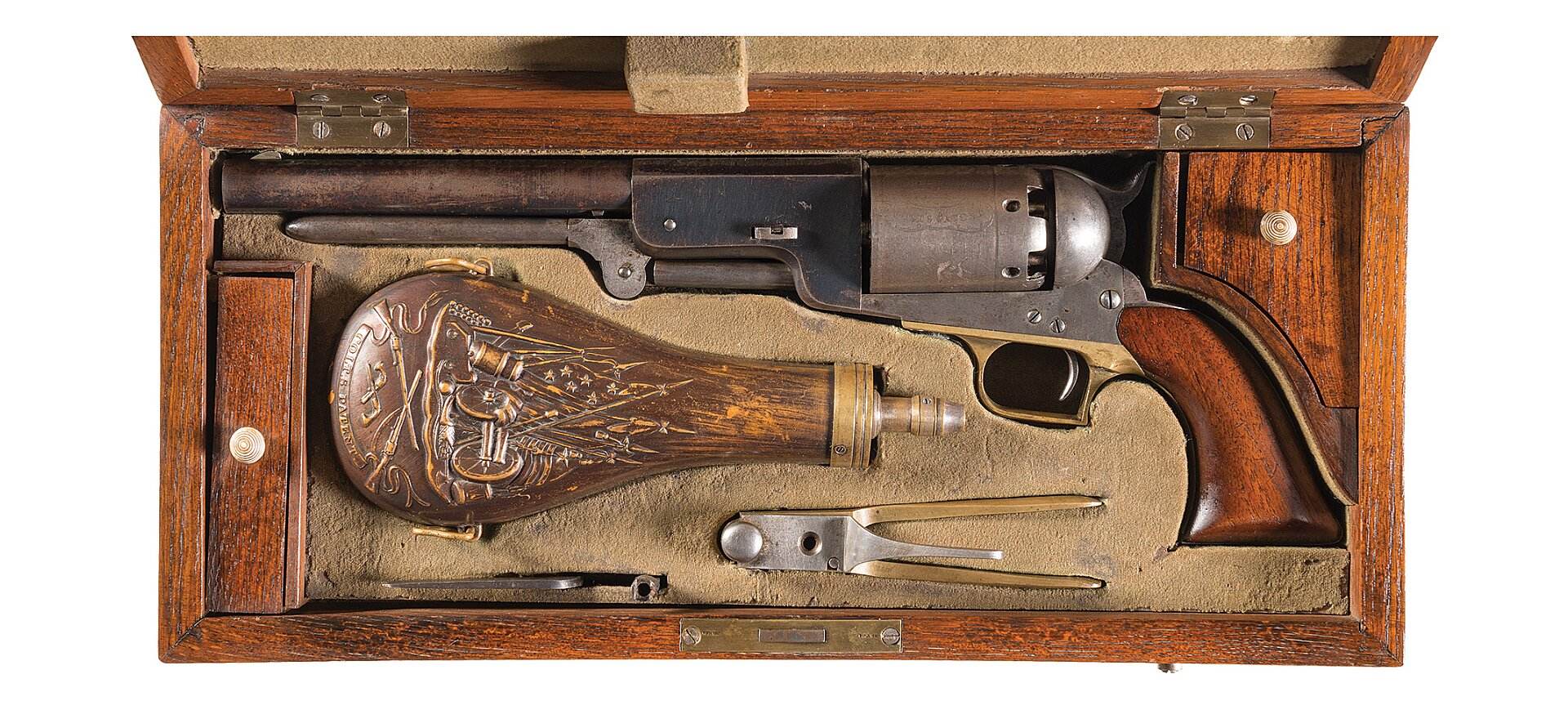Легендарному револьверу Кольт Уокер 175 лет