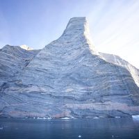 Скалолазы впервые покорили арктическую скалу Ingmikortilaq