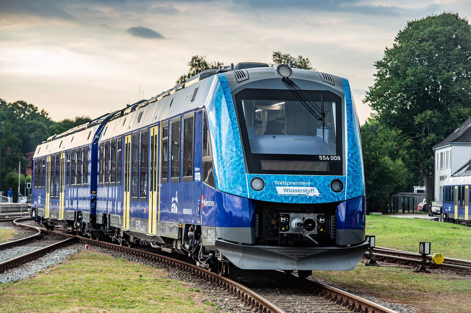 Coradia iLint: в Германии запустили первые поезда на водороде