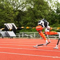 Робот Cassie установил рекорд скорости в беге на 100 метров