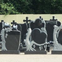 Правила и рекомендации по установке памятников на кладбище