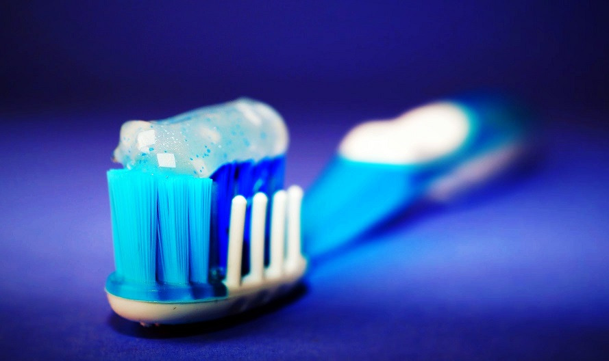 Види та особливості пасти для чищення зубів