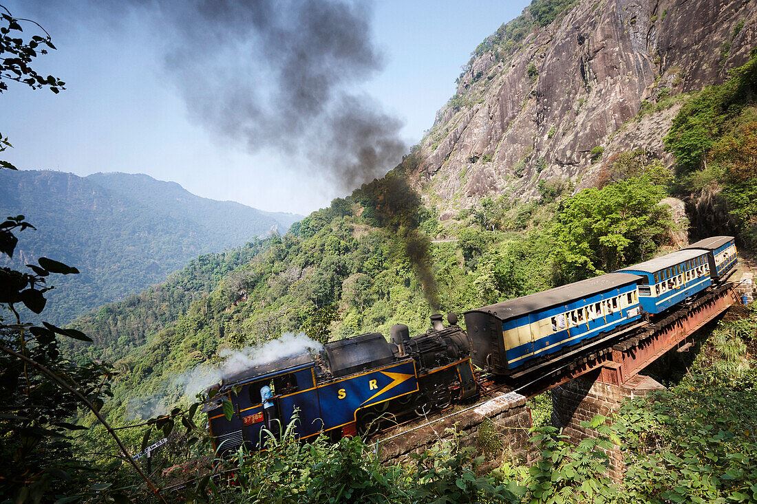 NMR: самый медленный поезд Индии 