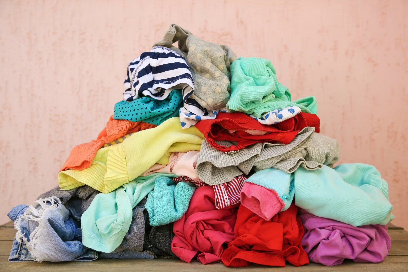 Какие ткани подходят для детской одежды?