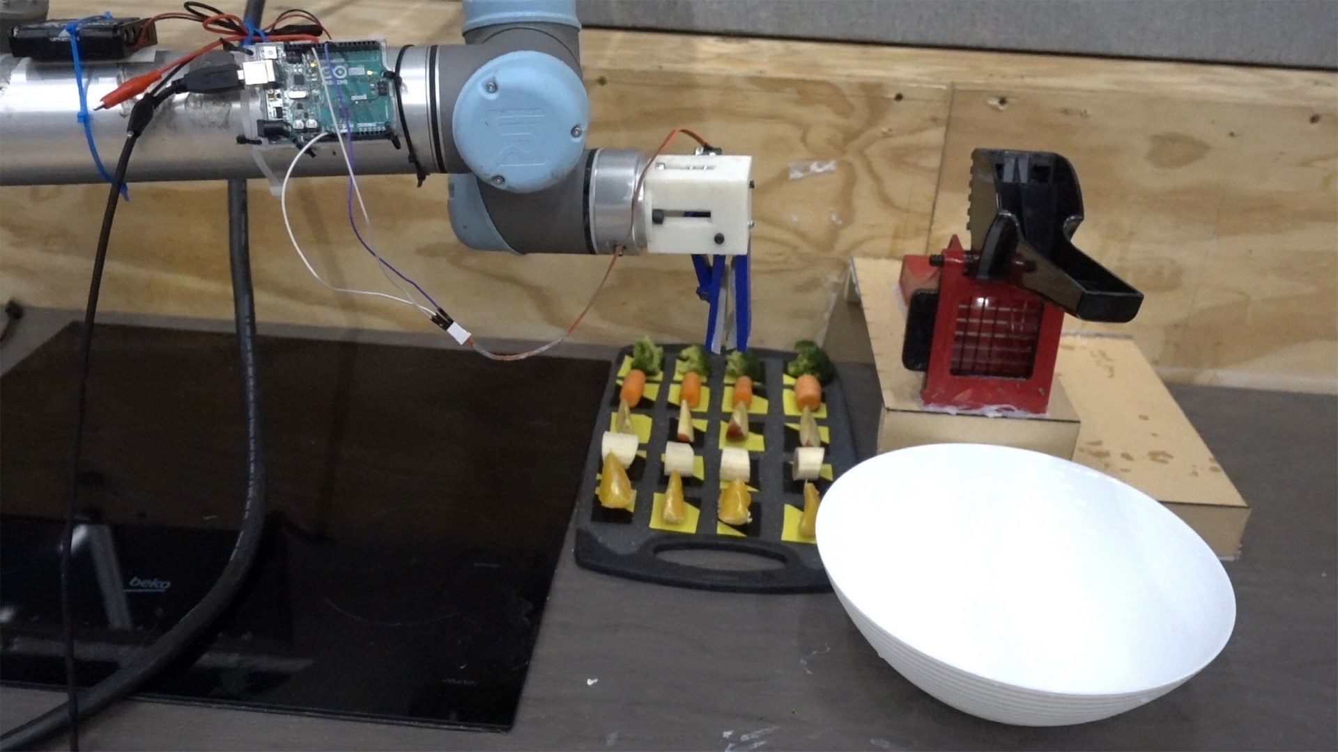 ИИ робот-шеф научился воспроизводить рецепты по видео