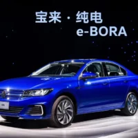 Volkswagen e-Bora: компактный семейный электроседан
