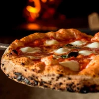 Чому класична піца має круглу форму?