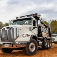 GM оборудует тяжёлые грузовики Autocar топливными ячейками