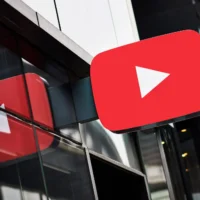 YouTube тестує голосові коментарі для блогерів