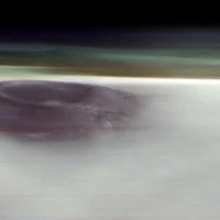 Рідкісний вид на вулкан Arsia Mons на Марсі